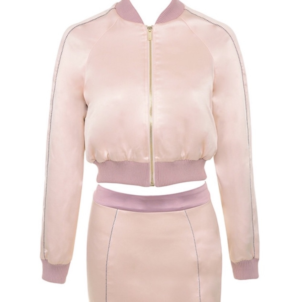 Two piece set